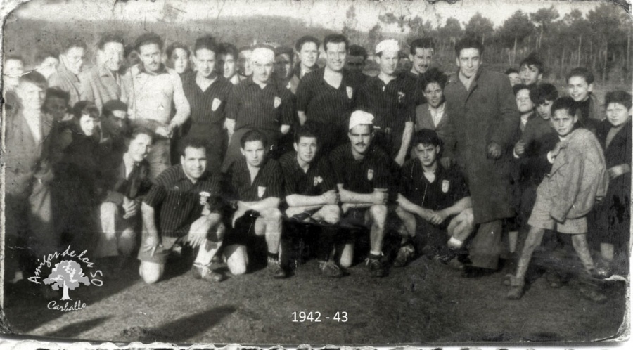 1942 - El equipo y aficionados